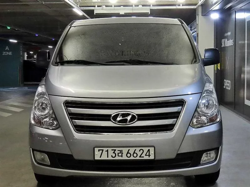 Hyundai Grand Starex