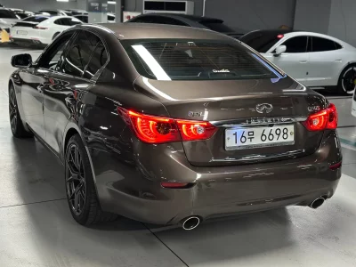 Infiniti Q50