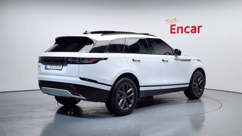 Land Rover RANGE ROVER VELAR