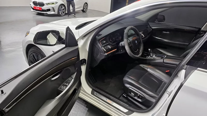BMW 5-Series Gran Turismo