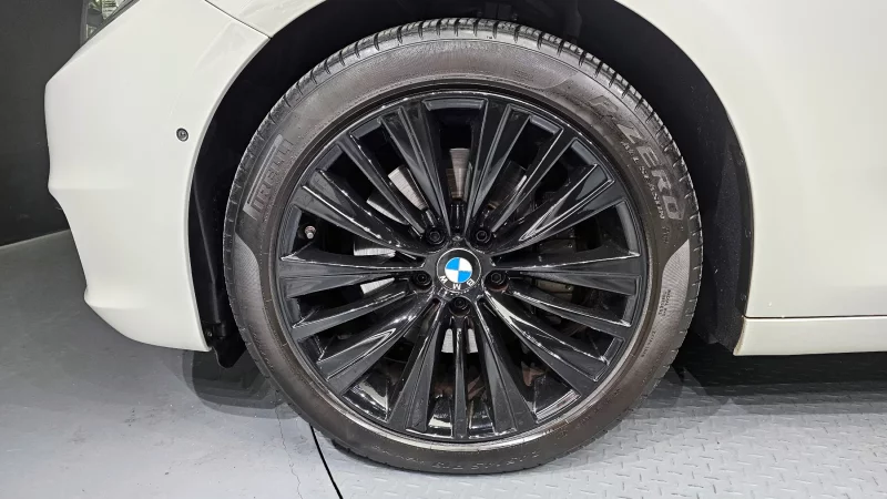 BMW 5-Series Gran Turismo