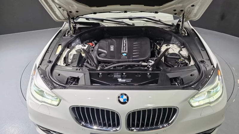 BMW 5-Series Gran Turismo