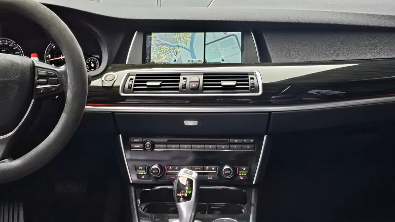 BMW 5-Series Gran Turismo