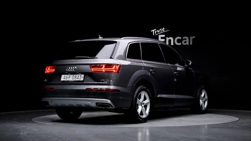 Audi Q7