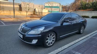 Hyundai Equus