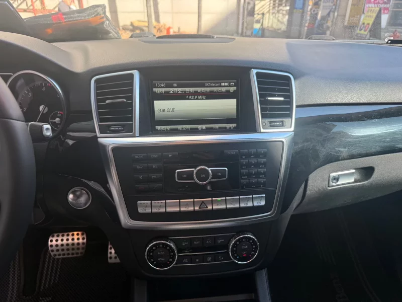 Mercedes-Benz M-class