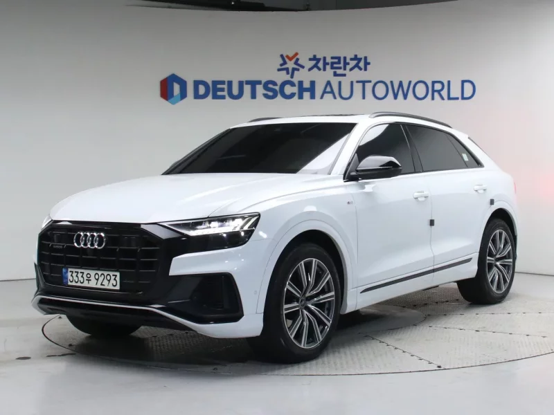 Audi Q8
