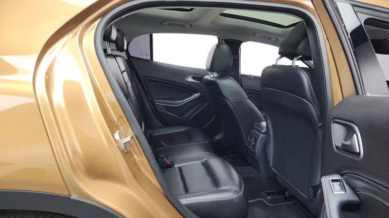 Mercedes-Benz GLA-Class