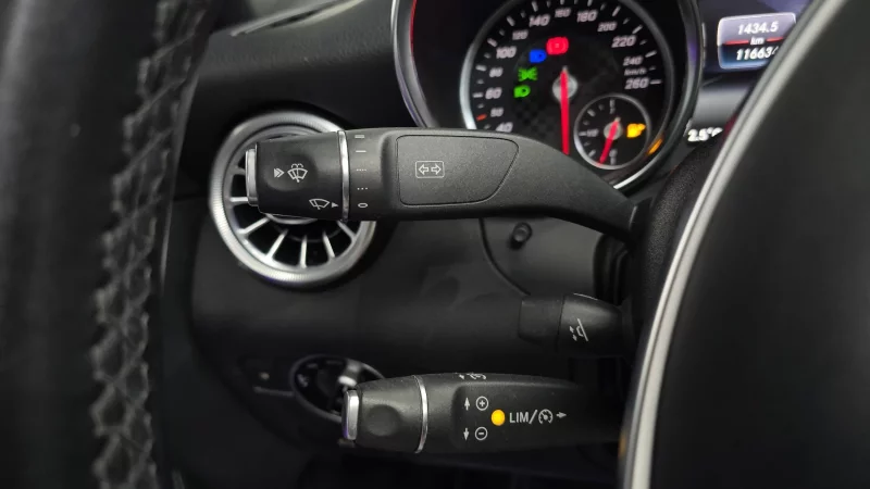 Mercedes-Benz SLC-Class