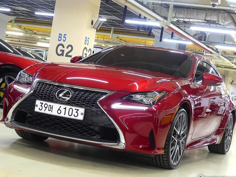 Lexus RC