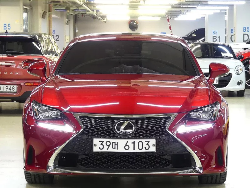 Lexus RC