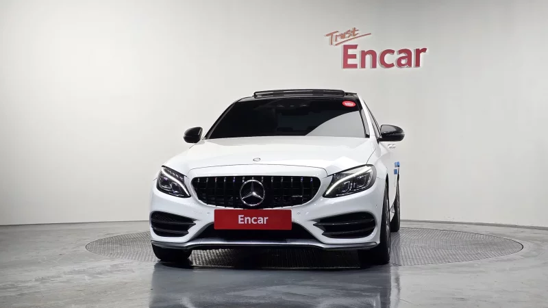 Mercedes-Benz C-Class