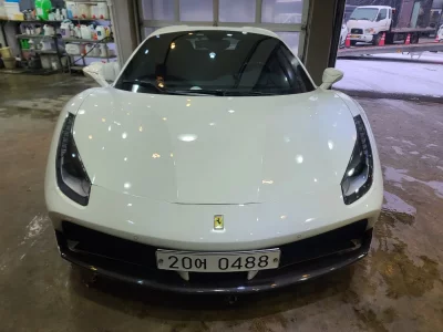 Ferrari 488