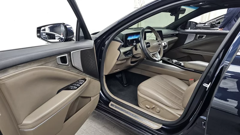 Kia K8