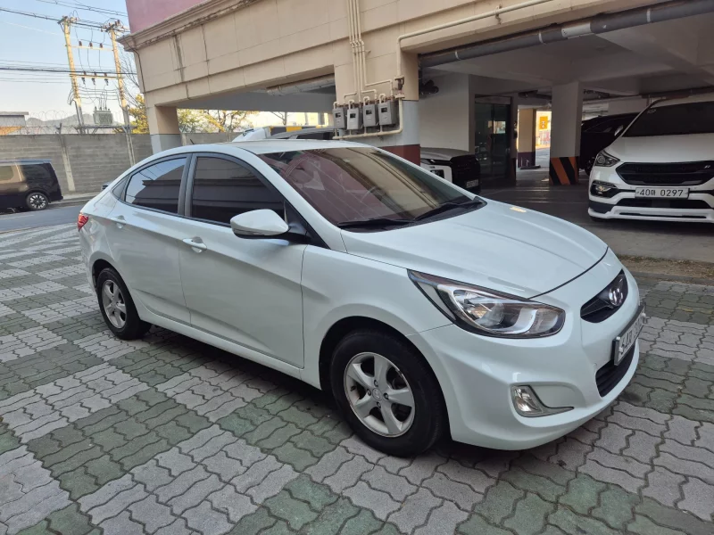 Hyundai Accent