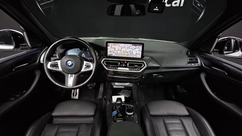 BMW iX3