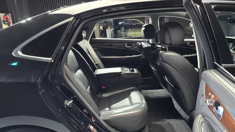 Hyundai Equus