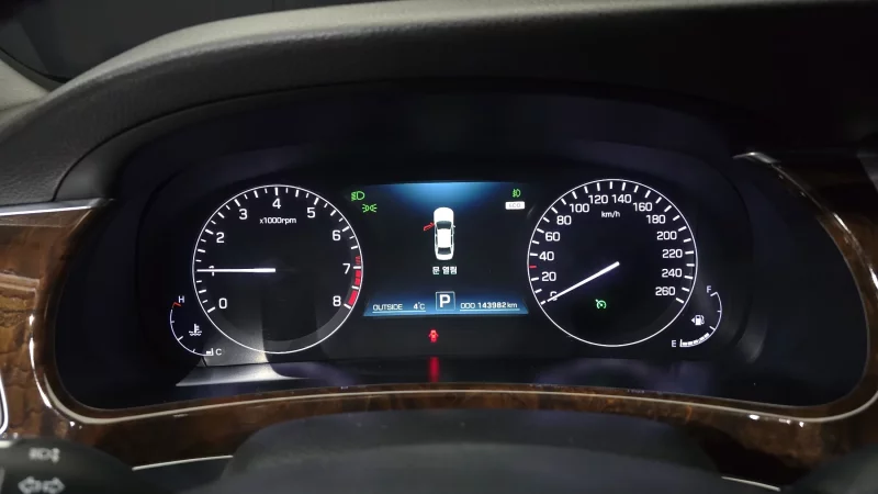Hyundai Equus