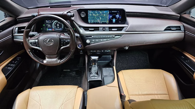 Lexus ES300h