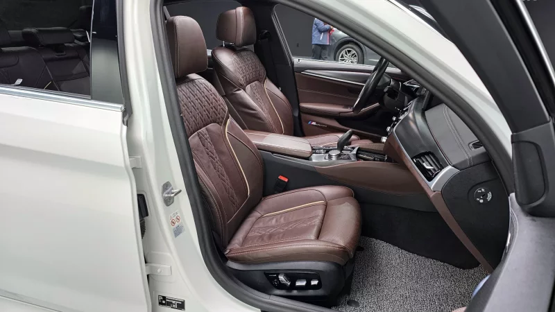BMW 5-Series