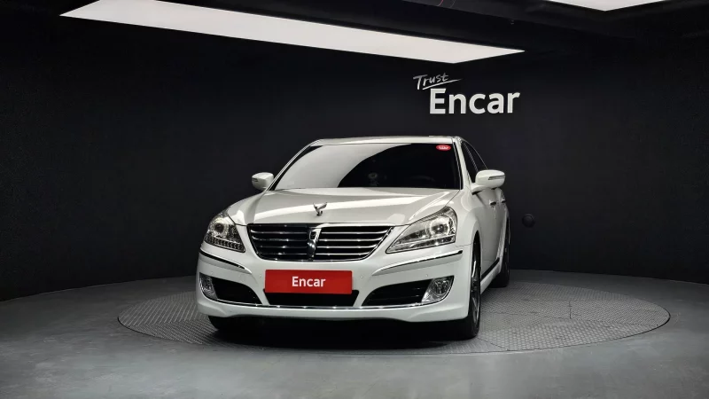 Hyundai Equus