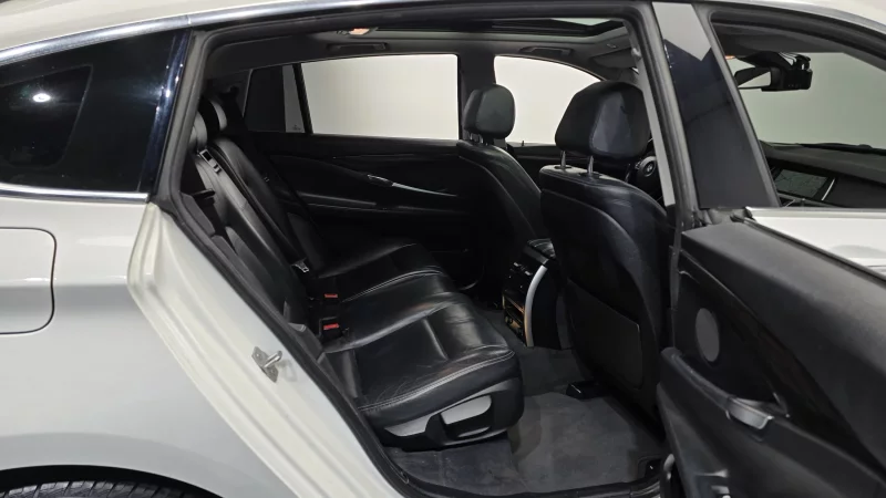 BMW 5-Series Gran Turismo