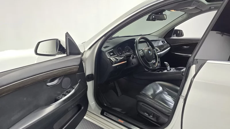 BMW 5-Series Gran Turismo