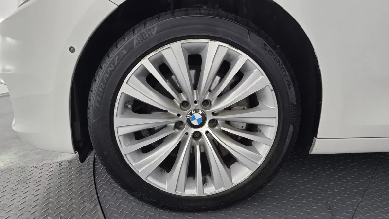 BMW 5-Series Gran Turismo