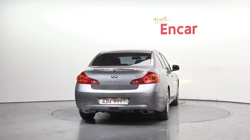 Infiniti G
