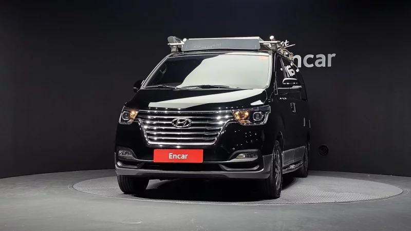 Hyundai Starex