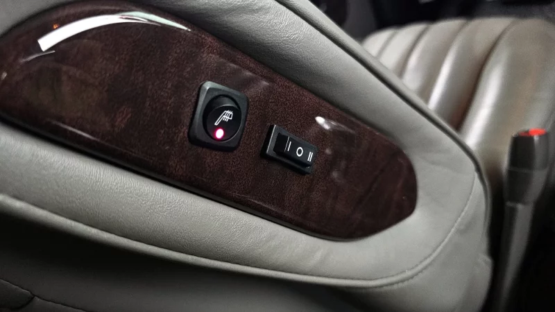 Chevrolet Express Van