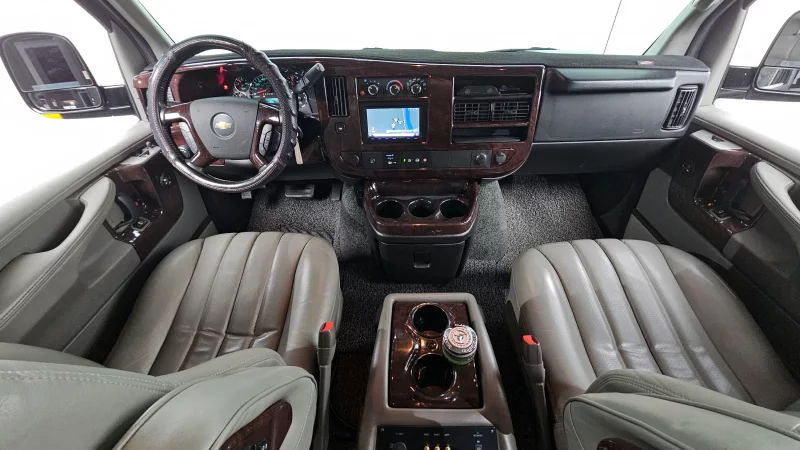 Chevrolet Express Van