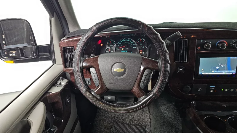Chevrolet Express Van