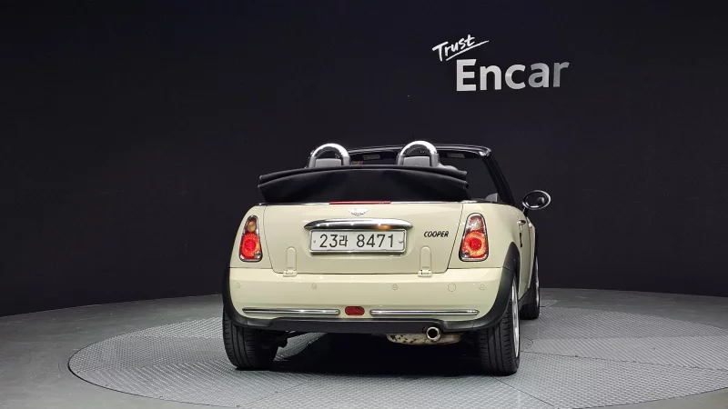 MINI Cooper Convertible
