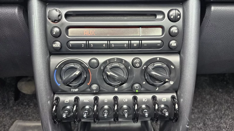 MINI Cooper Convertible