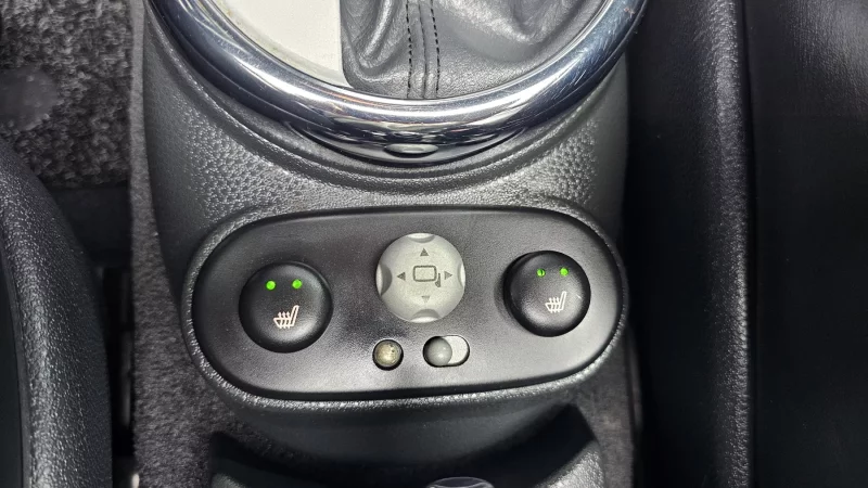 MINI Cooper Convertible