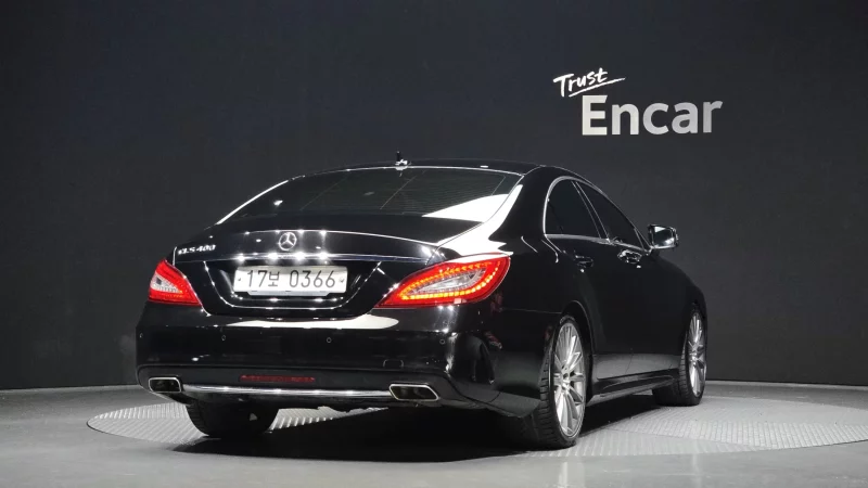 Mercedes-Benz CLS-Class