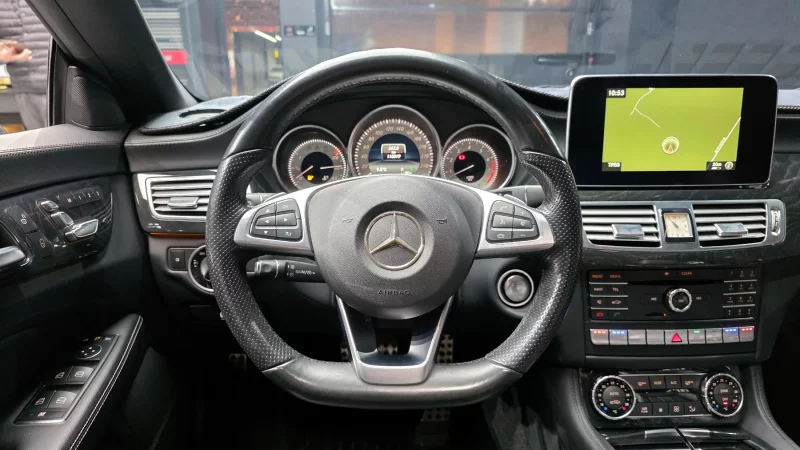 Mercedes-Benz CLS-Class