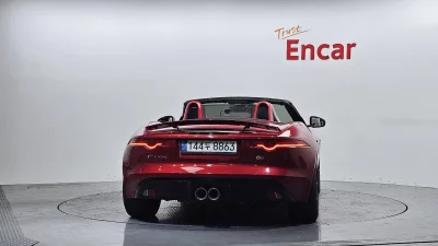 Jaguar F-TYPE
