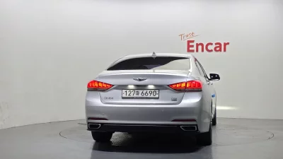 Hyundai Genesis