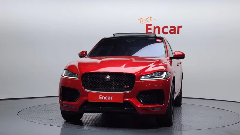 Jaguar F-PACE