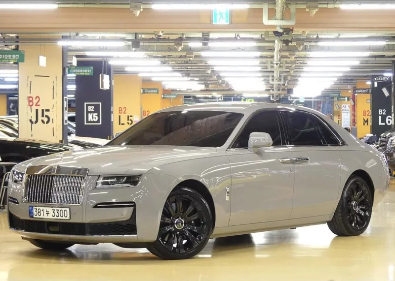 Rolls-Royce GHOST