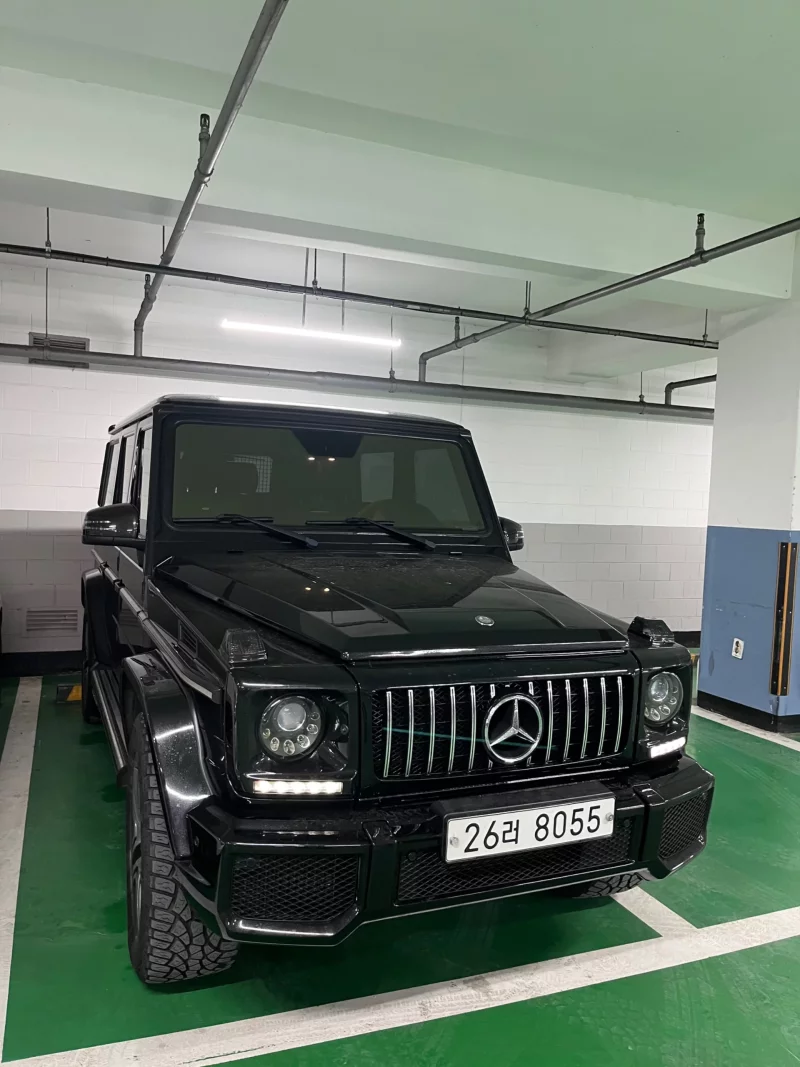 Mercedes-Benz G-Class