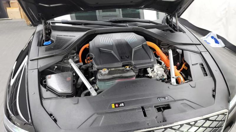 Genesis Electrified G80