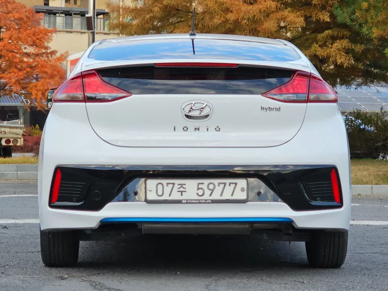 Hyundai Ioniq