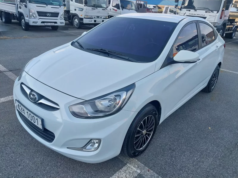 Hyundai Accent