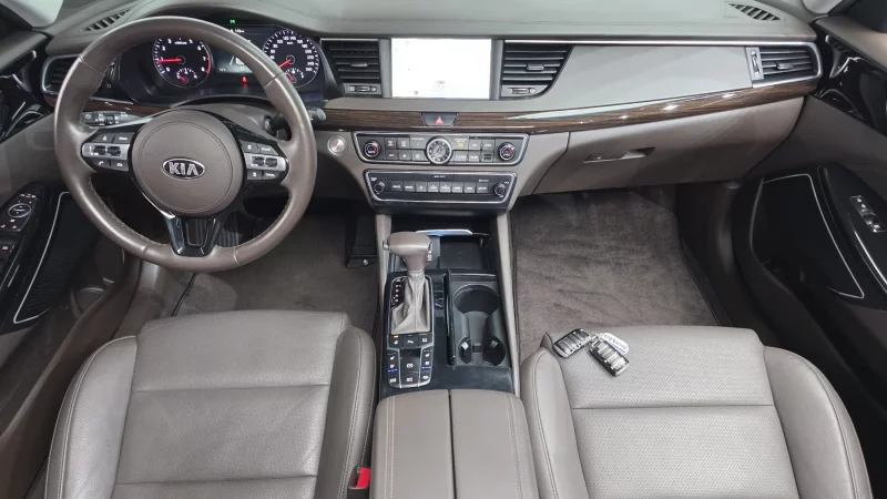 Kia K7