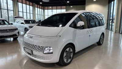 Hyundai Staria