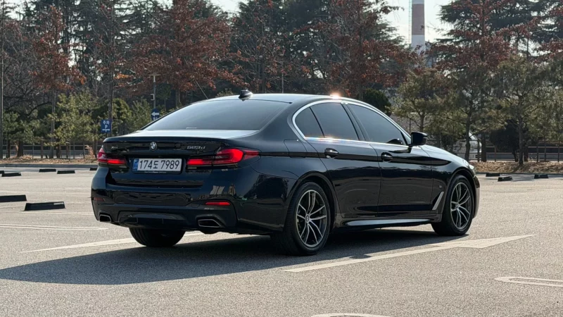 BMW 5-Series