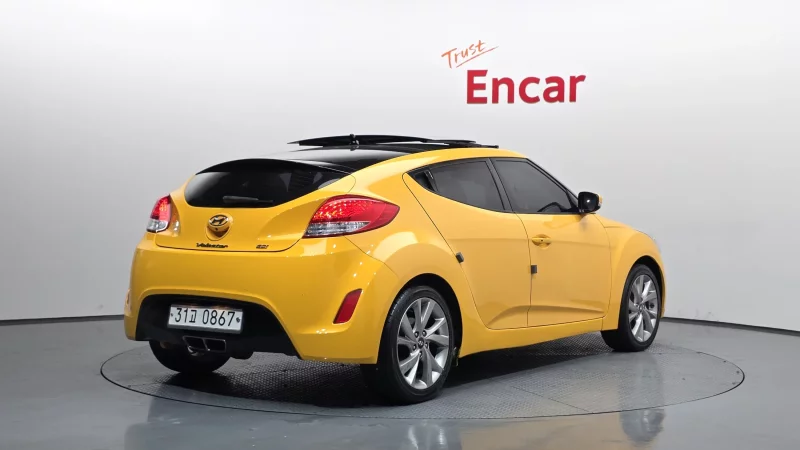 Hyundai Veloster
